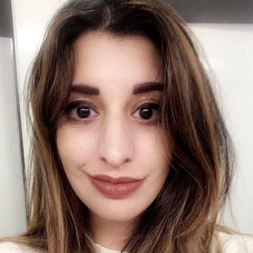 Meet your Posher, Aysha